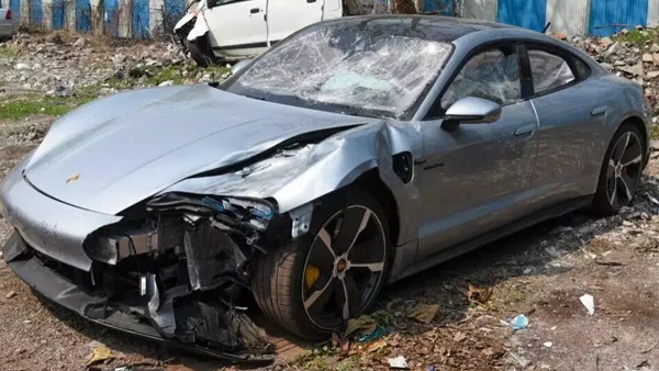 Pune Porsche crash