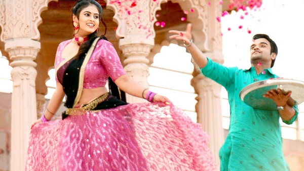 First Look of Bhojpuri Movie Sanam Actor Rahul And Meghashri look in different romantic mood