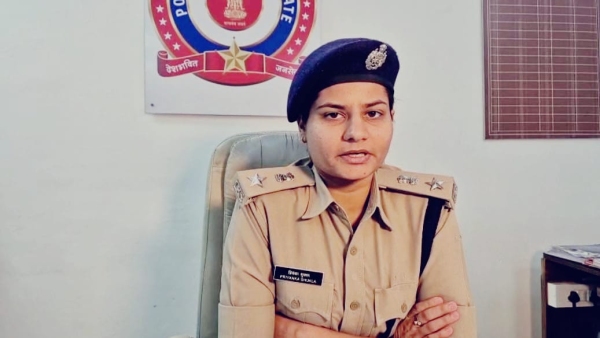 Former OSD of cabinet minister Jeevan Rajak was blackmailed by a girl by honey trap