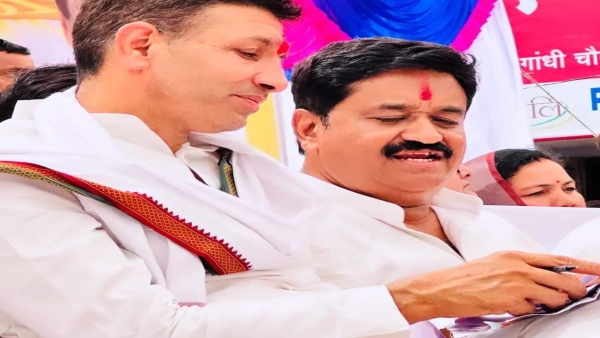 Sukhdev Panse takes charge of Amarwada by-election Congress may announce candidate tomorrow