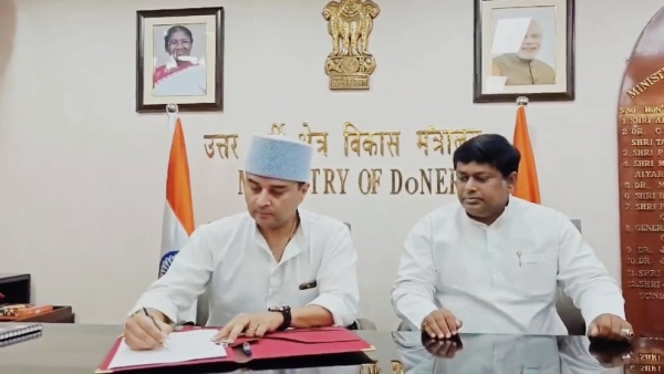Telecom Minister Jyotiraditya Scindia gave a gift to Guna 3 villages will become 5G intelligent