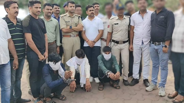 Thieves who stole from Rajgarh Jalpa Mata temple apologized to mother stolen goods recovered Thieves who stole from Rajgarh Jalpa Mata temple apologized to mother stolen goods recovered