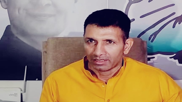 Jitu Patwari took a jibe at the government on the income tax decision of MP cabinet ministers Jitu Patwari took a jibe at the government on the income tax decision of MP cabinet ministers