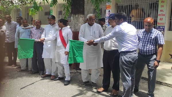 Ayushman card for free treatment up to Rs 5 lakh you can also take advantage of the scheme Bihar