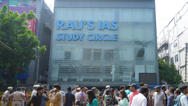 RAU S IAS Centre