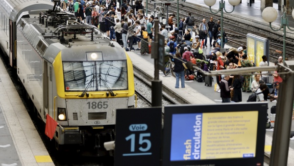 France train services disrupted