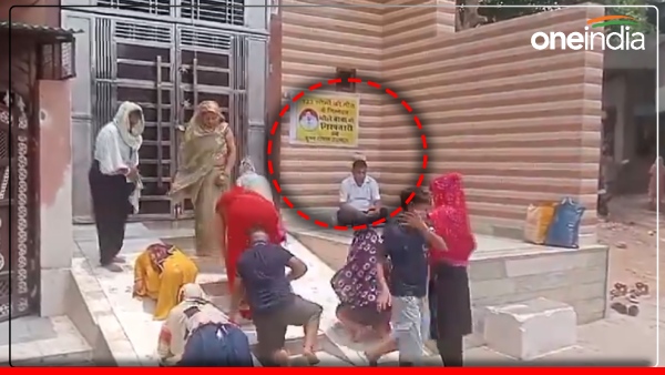 bhole-baba-ke-khilaf-neta-de-raha-dharna-aap-leader-agra-narayan-sakar-baba-aashram