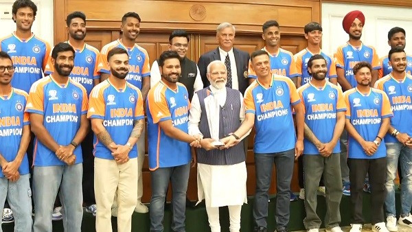 team india with pm modi