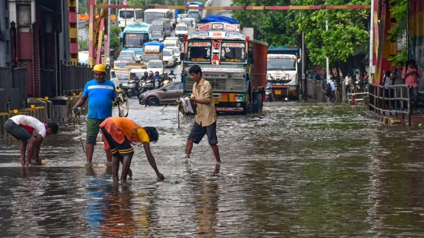 Mumbai Rains IMD red alert