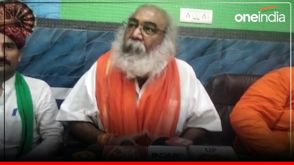 what-did-acharya-pramod-krishnam-say-in-bulandshahr-on-the-nameplate-issue
