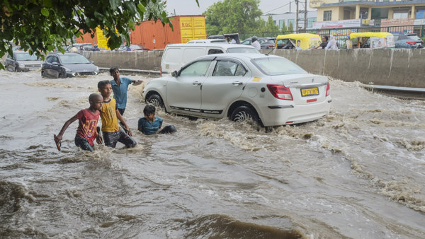 Weather Forecast rain Mumbai Gujarat