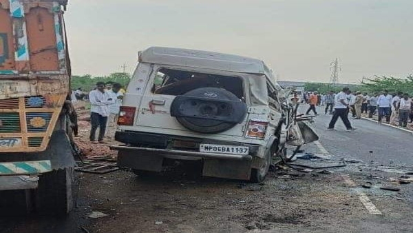 Seven people from MP Sheopur died in an accident in Karauli Rajasthan
