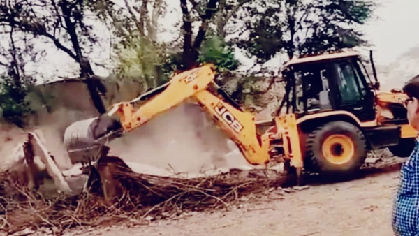 Bhopal Plot cut in 2 acres by claiming government land as ancestral bulldozer action taken