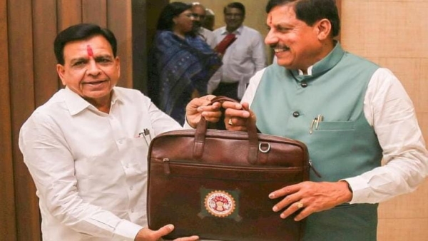 MP budget 2024 presented increased by 16 recruitment on 7500 posts in police Congress uproar