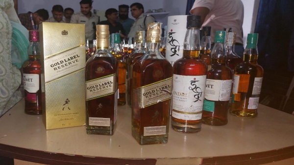 Excise department s big revelation regarding branded liquor huge quantity of fake liquor seized