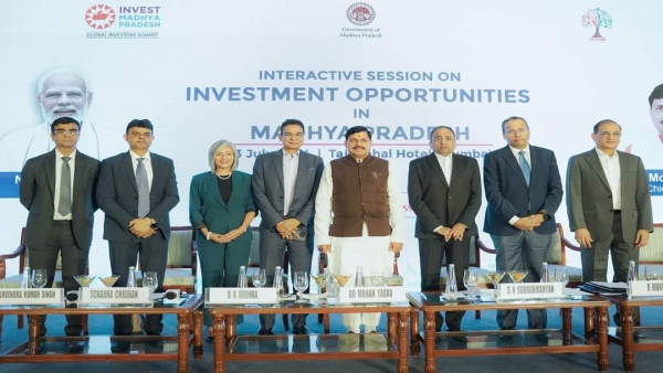 Employment will come in MP CM Mohan Yadav discussed with industrialists in Mumbai