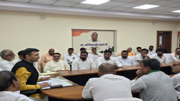 Jitu Patwari met officials from 5 districts of Bhopal division to strengthen Congress