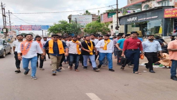 ABVP workers create ruckus in Vandana Government School Guna