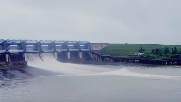 First good news for Bhopal weather two gates of Kolar Dam opened heavy rain continues First good news for Bhopal weather two gates of Kolar Dam opened heavy rain continues