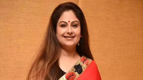 ayesha jhulka