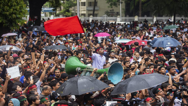 Bangladesh students protest