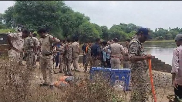 Bhind DERF looking for two soldiers