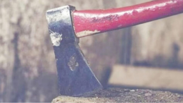 Chhindwara wife chopped with an axe
