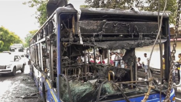 Fire broke out in a low-floor bus