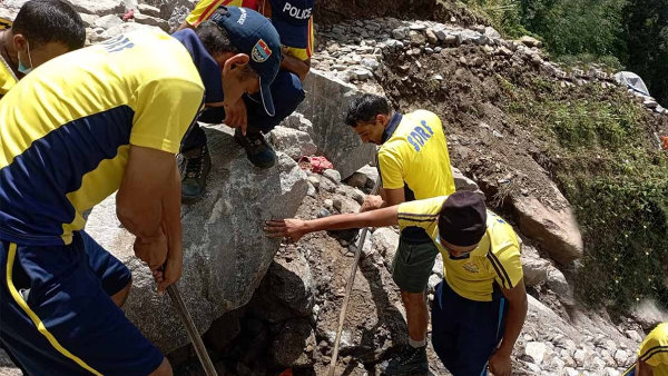 Three dead bodies recovered after 15 days on Kedarnath-Gaurikund walking route 6 dead so far