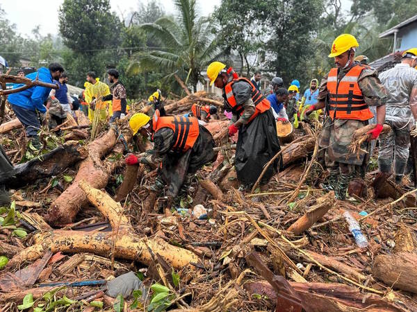 Kerala Wayanad landslide video