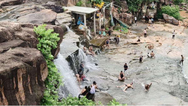 maihar news death due to selfie