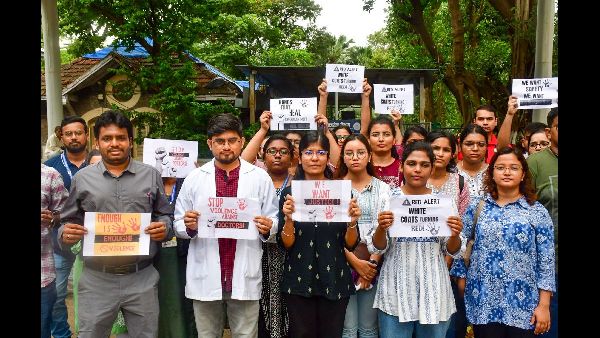  मेडिकल छात्रों की मानसिक स्वास्थ्य संबंधी चिंताएँ