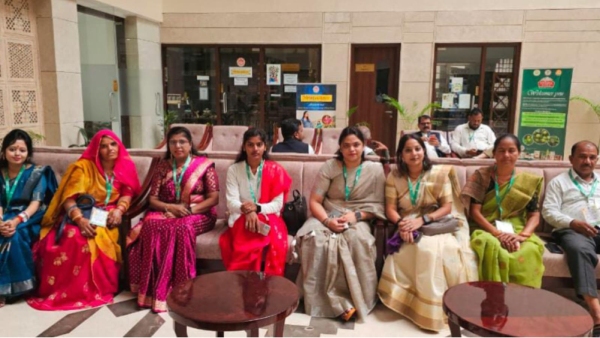 Sarpanch Ragini Patel PM Modi Program