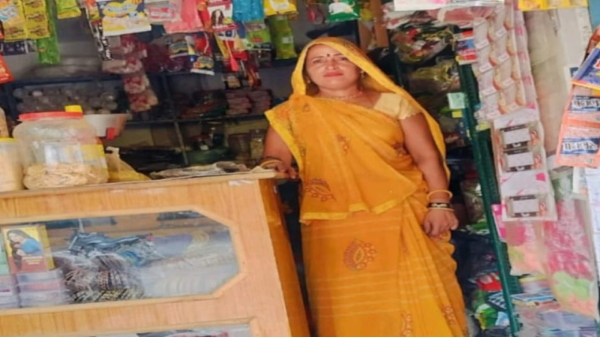 Livelihood Mission Self Help Group became Lakhpati Didi Satna by opening a general store