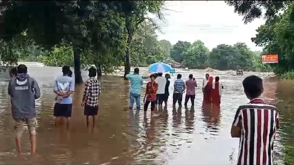 Madhya Pradesh Heavy rain flood-like situation yellow alert issued in Bhopal Indore and Ujjain