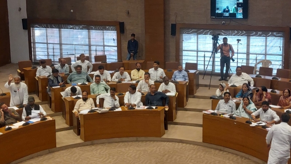 Municipal corporation roofs will now be available on rent council gave in-principle approval uproar over parking issue