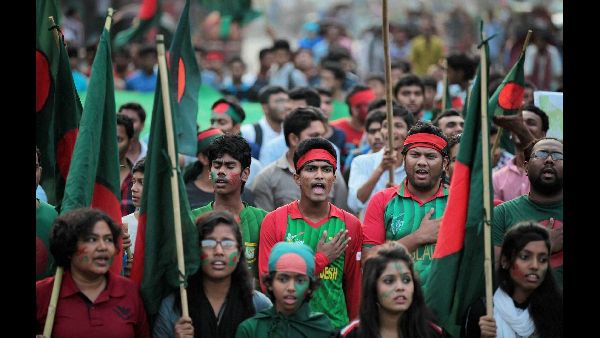 Bangladeshi Cricket Fans Bangladeshi Cricket Fans