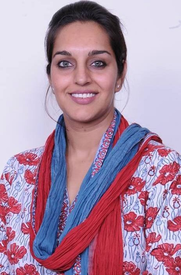 Most Beautful Chitra Sarwara