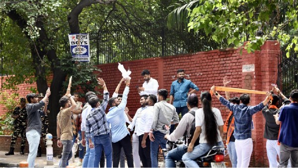 DUSU polls
