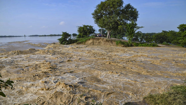 Flood wreaks havoc in Bihar