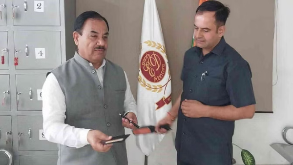 Congress Harak Singh Rawat reached office Enforcement Directorate know which case interrogated