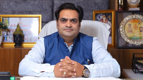 Mukesh Ahlawat