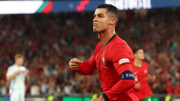 Cristiano Ronaldo 1 Cristiano Ronaldo 1