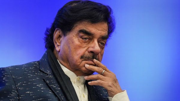 shatrughna sinha