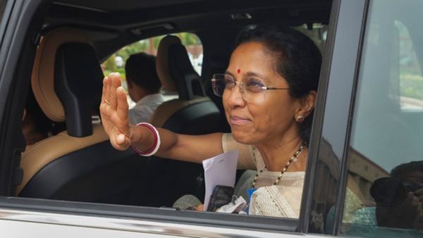 supriya sule supriya sule
