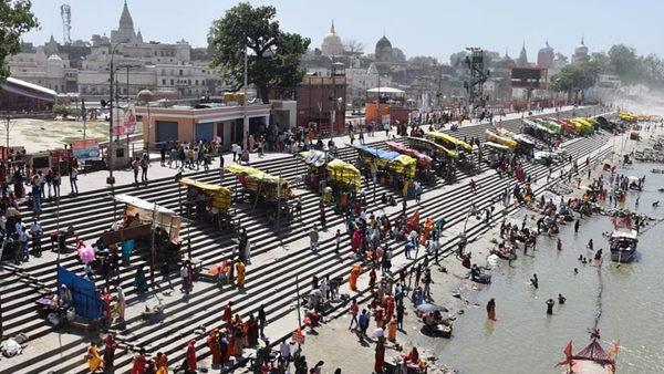 Tourists in Ayodhya