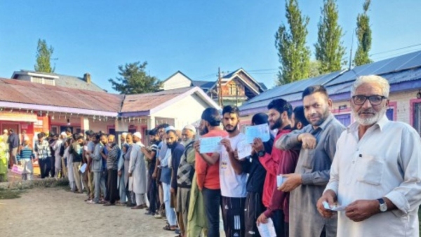 Tral Chunav News