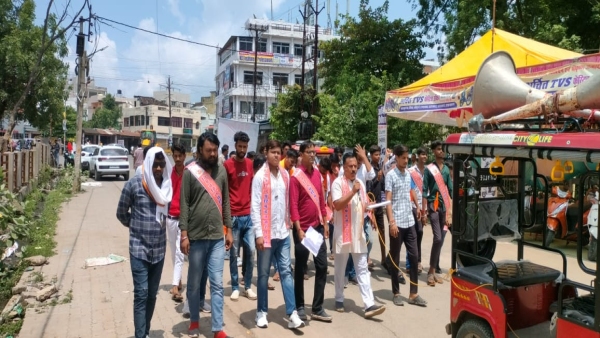 Hussain Pathan misbehaved with a tribal woman Bajrang Dal and Hindu Parishad submitted memorandum