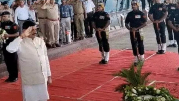 Crowd gathered in the funeral procession of soldier Pradeep Patel CM Mohan Yadav announced Rs 1 crore