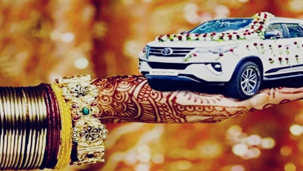 Marriage broken due to dowry dispute girl mother suffered heart attack police registered case